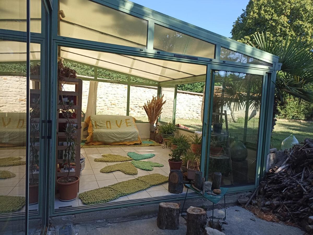 Un Jardin Sur La Colline Lägenhet Claveyson Exteriör bild