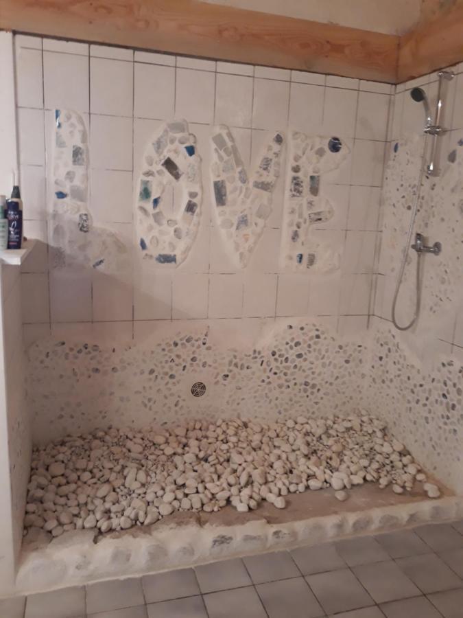 Un Jardin Sur La Colline Lägenhet Claveyson Exteriör bild