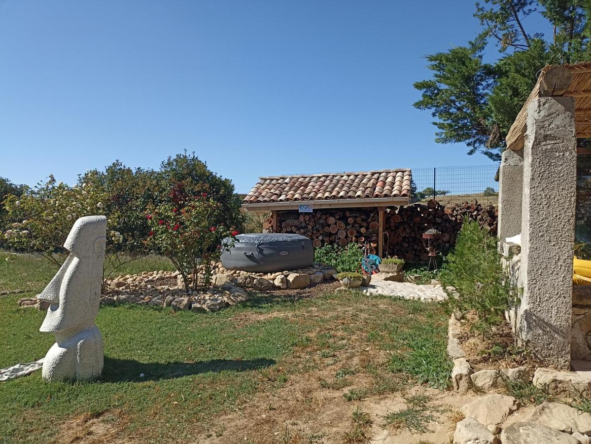 Un Jardin Sur La Colline Lägenhet Claveyson Exteriör bild